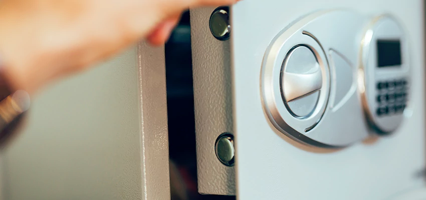 Fingerprint Safe Openers in Mountain House, CA