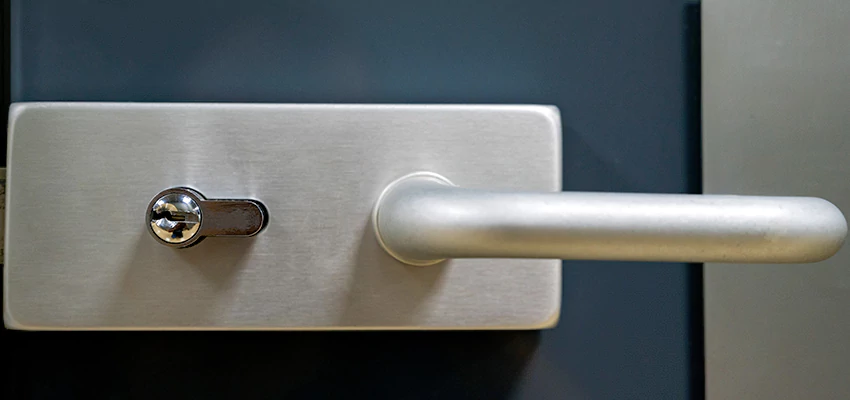 Change Patio Door Locks in Mountain House, California